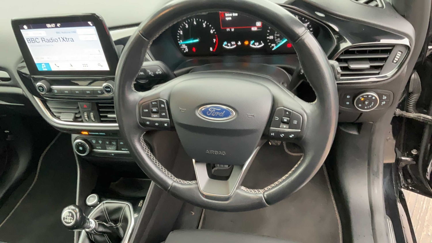 Used Ford Fiesta 2017 for sale - 77397840: Photo 9