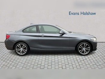 Used BMW 2 Series 2018 for sale - 76564434: Photo