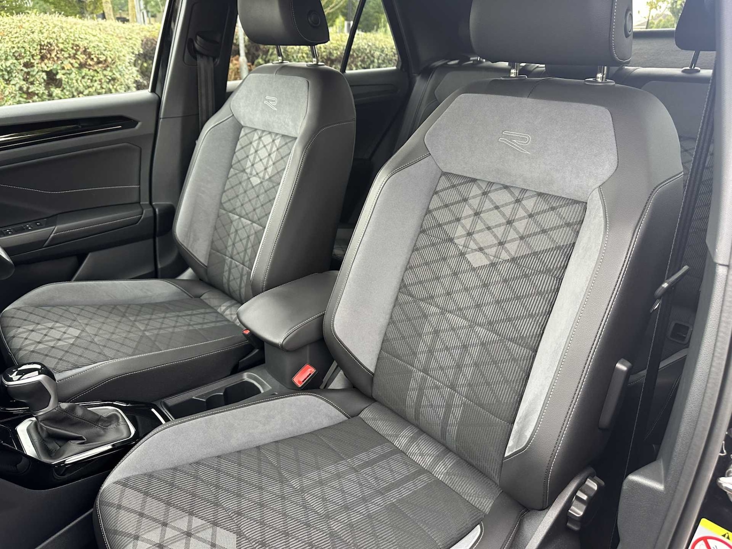 Used Volkswagen T-Roc 2023 for sale - 76401226: Photo 20