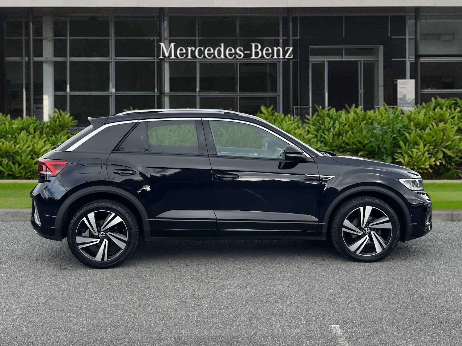 Used Volkswagen T-Roc 2023 for sale - 76401226: Photo 4