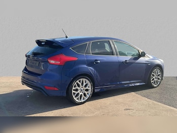 Used Ford Focus 2017 for sale - 76113514: Photo 4