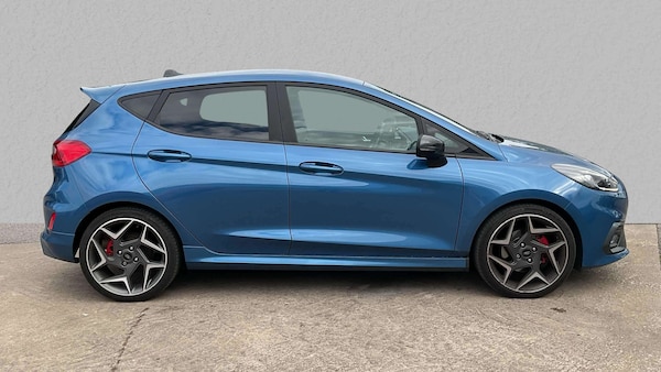 Used Ford Fiesta 2018 for sale - 76125980: Photo 3