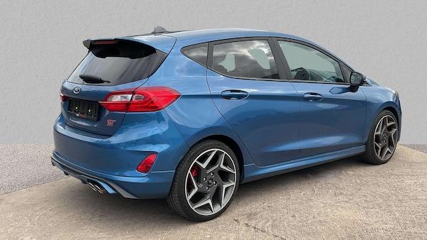 Used Ford Fiesta 2018 for sale - 76125980: Photo 4