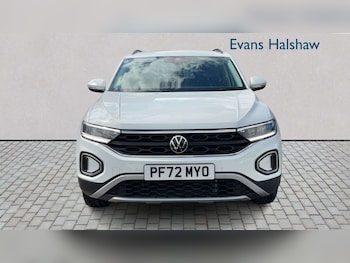 Used Volkswagen T-Roc 2023 for sale - 78551397: Photo