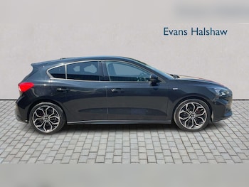 Used Ford Focus 2020 for sale - 79078906: Photo