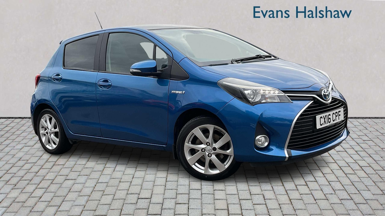 Used Toyota Yaris 2016 for sale - 76310702: Photo 1