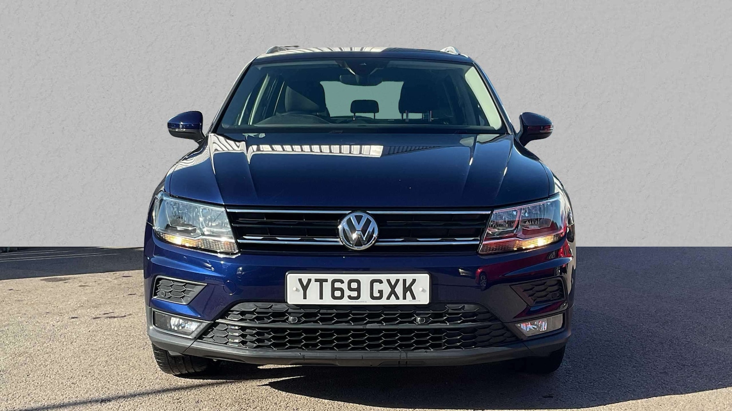 Used Volkswagen Tiguan 2019 for sale - 76034724: Photo 2