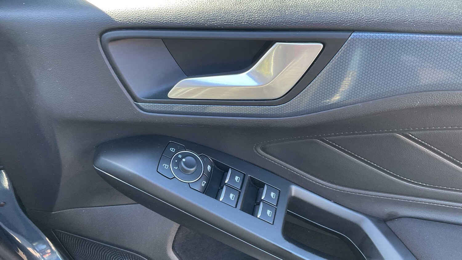 Used Ford Focus 2023 for sale - 75846011: Photo 30