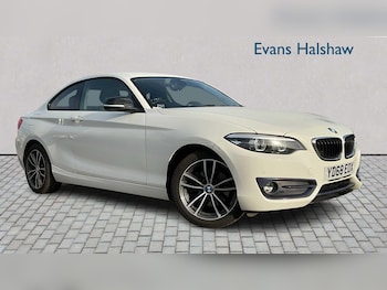 220i Sport 2dr [Nav] Step Auto