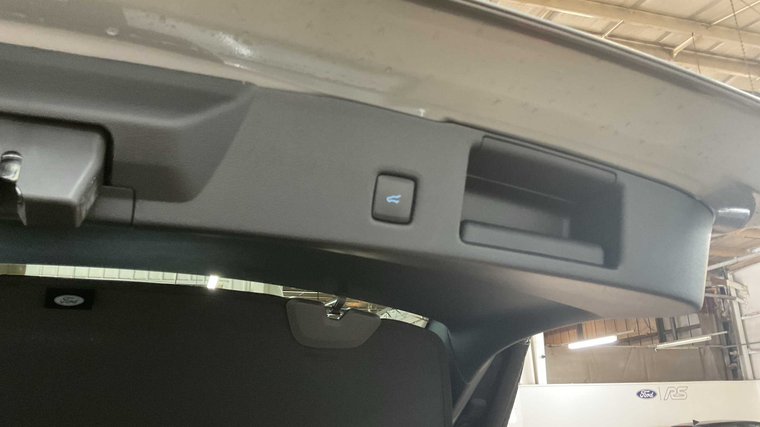 Used Ford Kuga 2025 for sale - 76435816: Photo 19