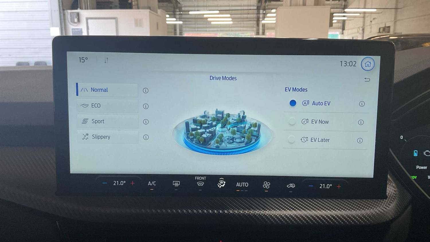 Used Ford Kuga 2025 for sale - 76435816: Photo 29