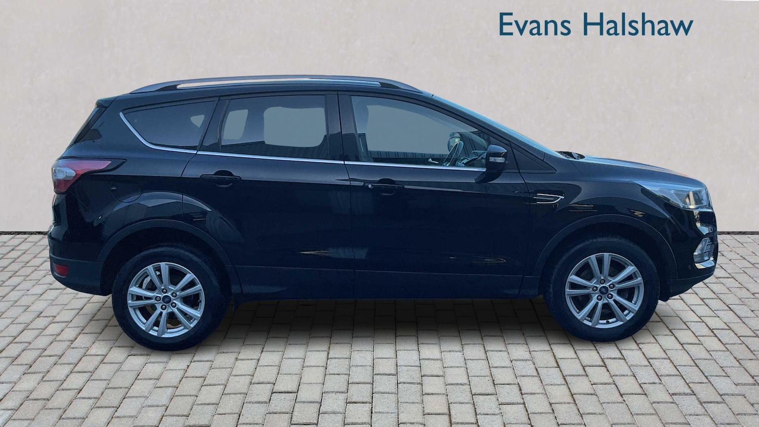 Used Ford Kuga 2019 for sale - 76648787: Photo 3