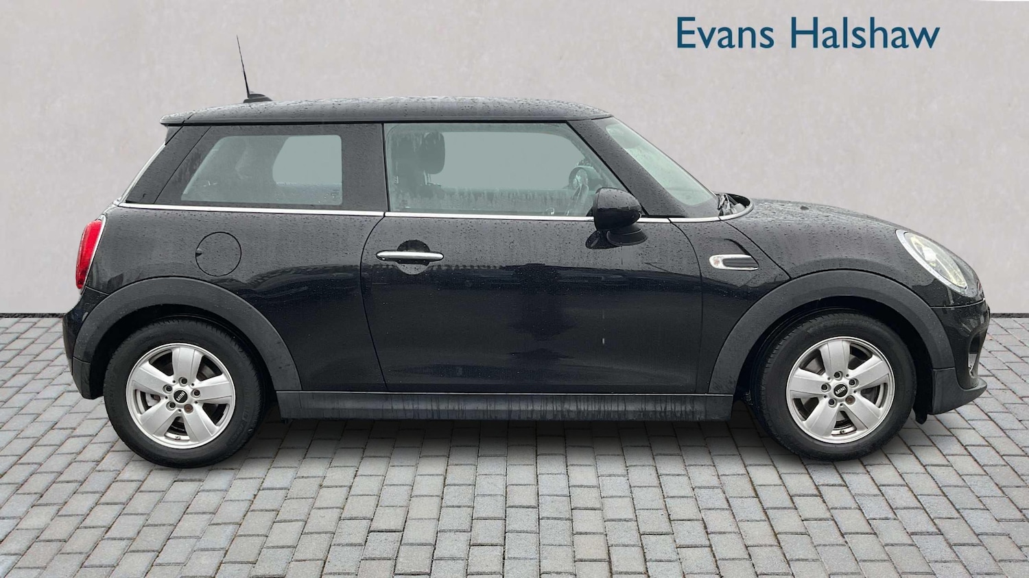 Used MINI Hatch 2018 for sale - 76827629: Photo 3