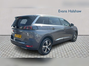 Used Peugeot 5008 2023 for sale - 79390593: Photo