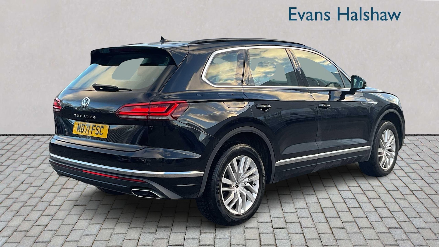 Used Volkswagen Touareg 2022 for sale - 76692034: Photo 4