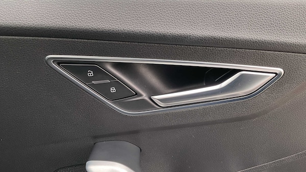 Used Audi Q2 2018 for sale - 75993731: Photo 28