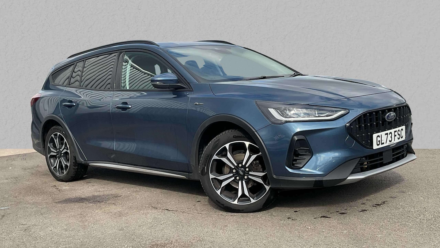 Used Ford Focus 2023 for sale - 76540758: Photo 1