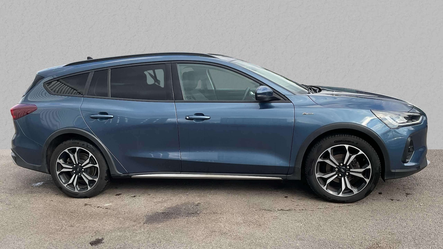 Used Ford Focus 2023 for sale - 76540758: Photo 3