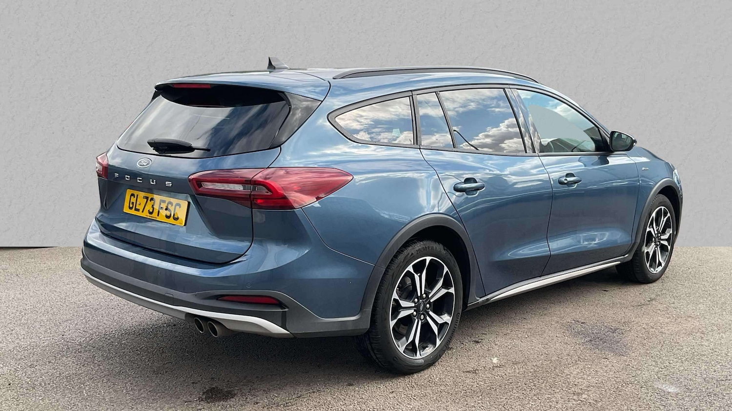 Used Ford Focus 2023 for sale - 76540758: Photo 4