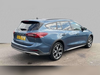 Used Ford Focus 2023 for sale - 76540758: Photo