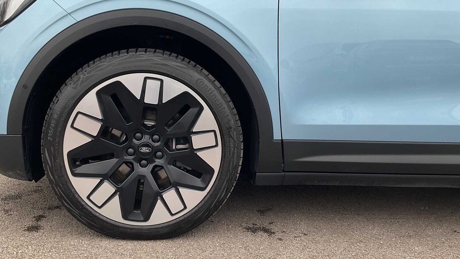 Used Ford Explorer 2024 for sale - 76192071: Photo 11