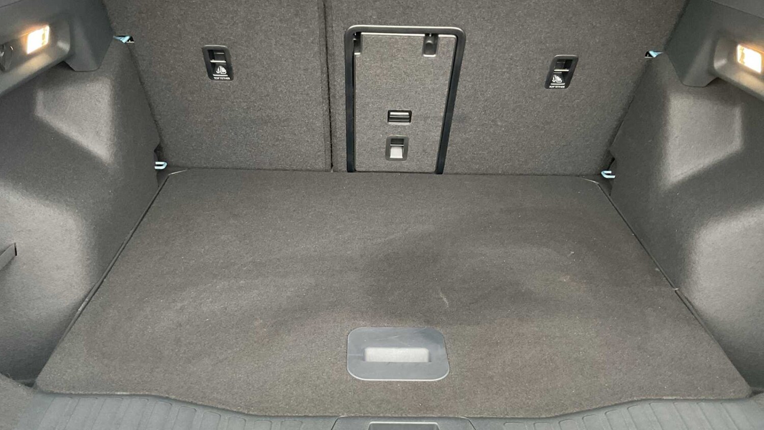 Used Ford Explorer 2024 for sale - 76192071: Photo 9