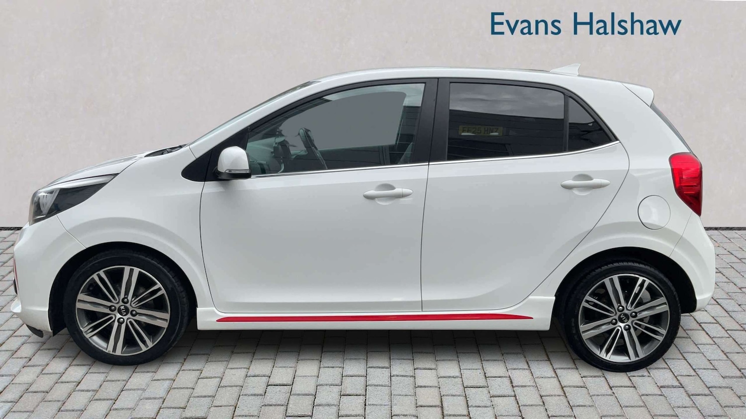 Used Kia Picanto 2018 for sale - 77740870: Photo 3