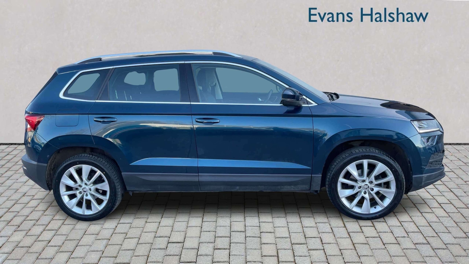 Used Skoda Karoq 2020 for sale - 77928429: Photo 3