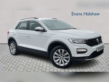 Used Volkswagen T-Roc 2019 for sale - 77648888: Photo