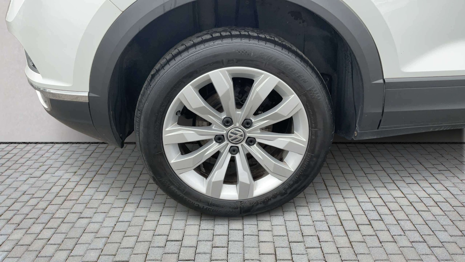 Used Volkswagen T-Roc 2019 for sale - 77648888: Photo 6