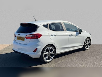Used Ford Fiesta 2020 for sale - 76088011: Photo 4