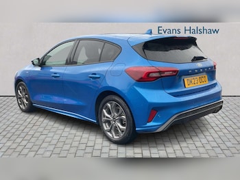 Used Ford Focus 2023 for sale - 77429204: Photo