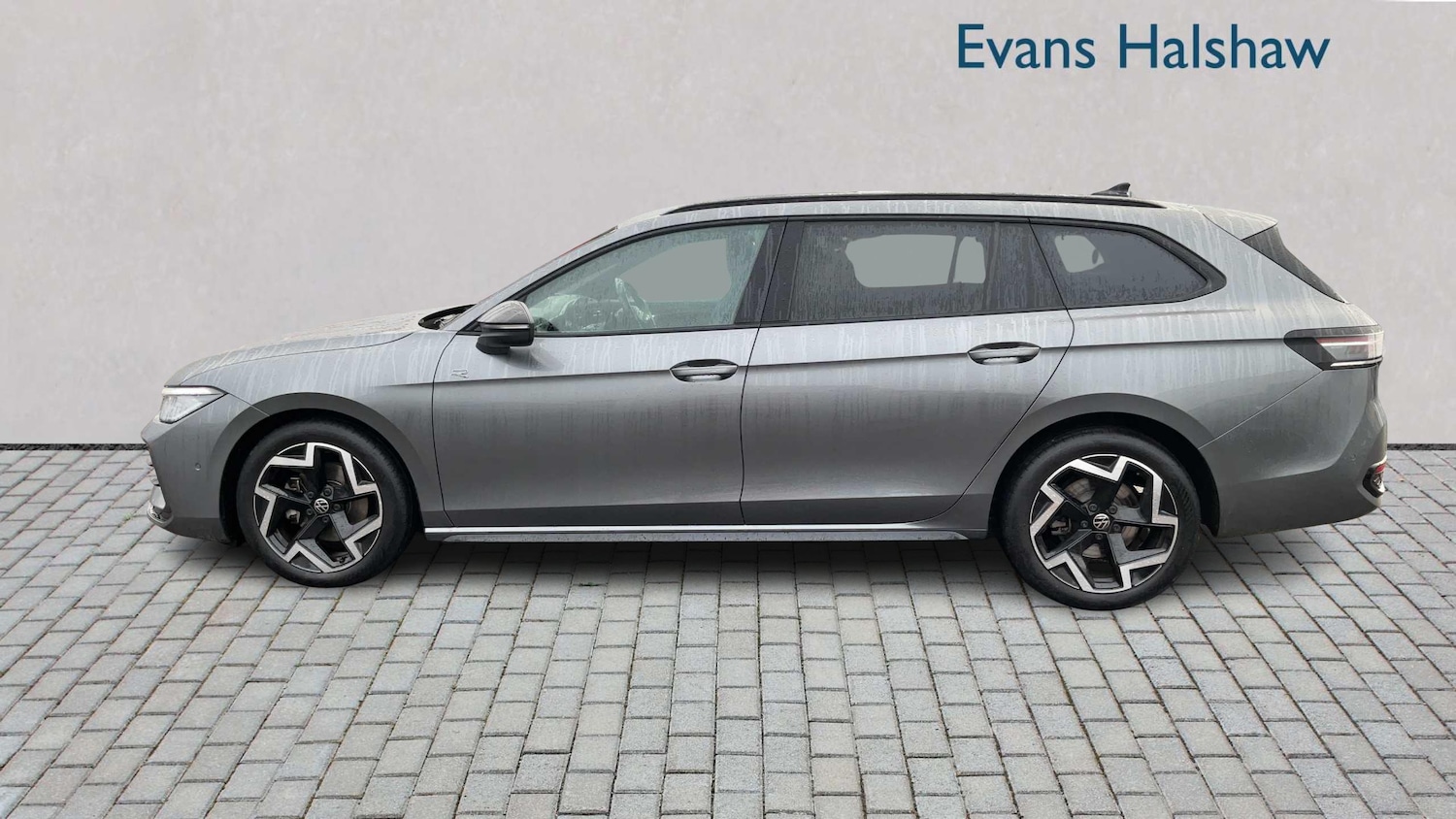 Used Volkswagen Passat 2024 for sale - 77257221: Photo 3