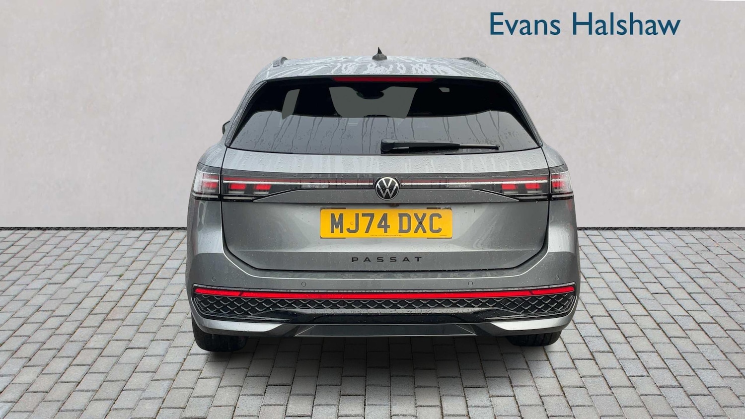 Used Volkswagen Passat 2024 for sale - 77257221: Photo 5