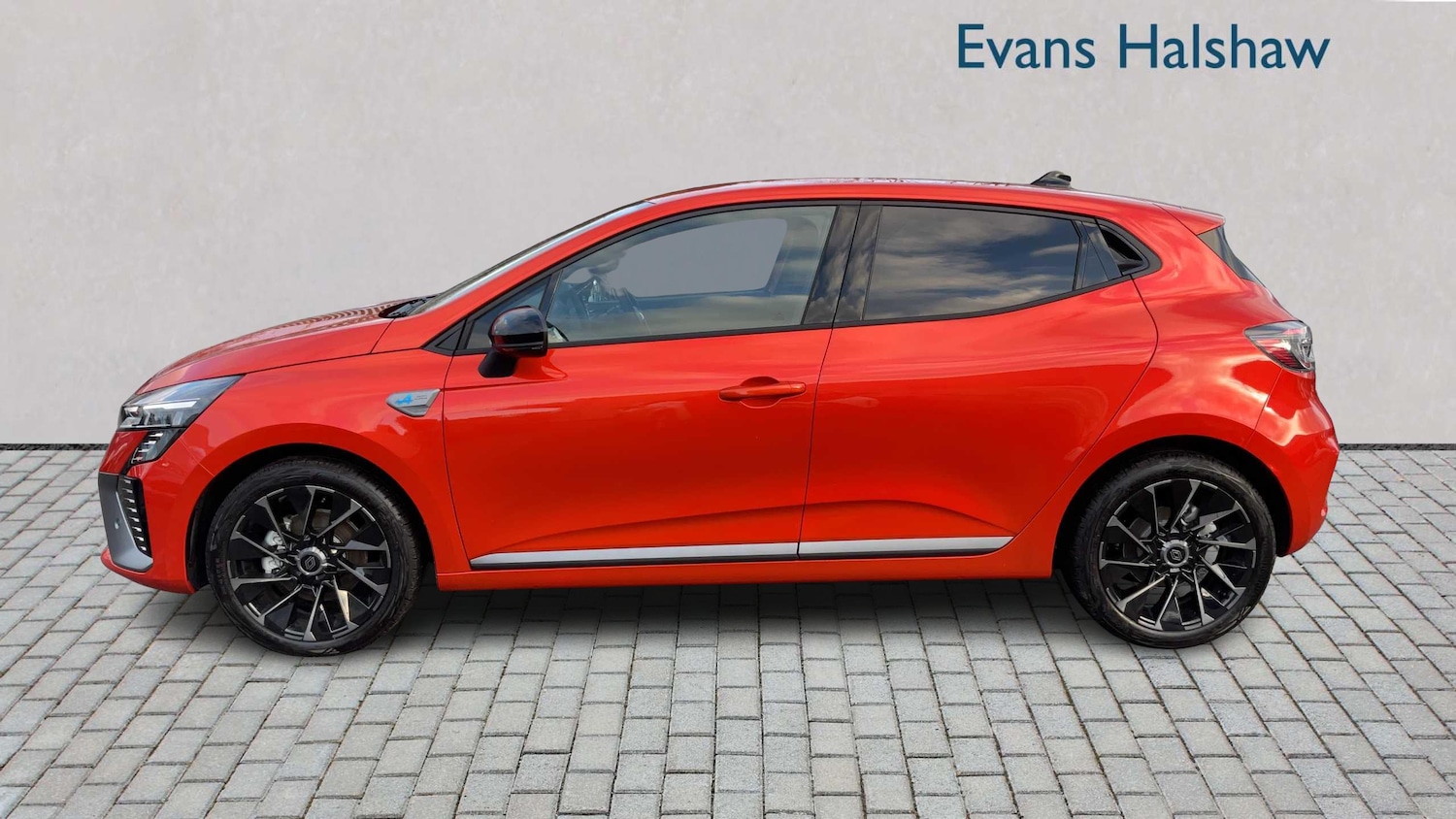 Used Renault Clio 2025 for sale - 77194432: Photo 3