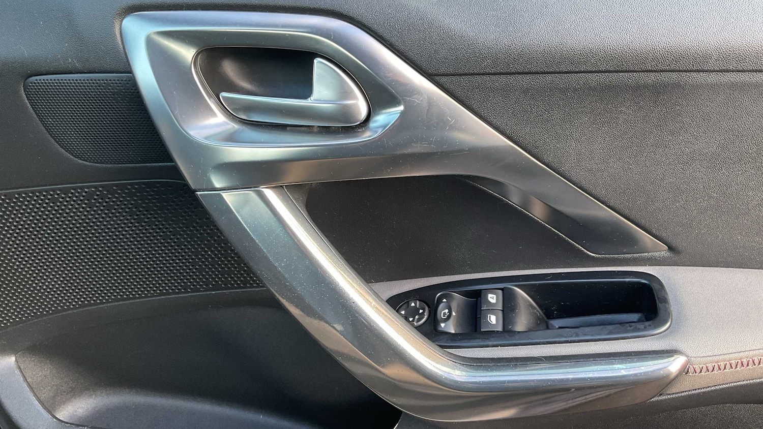 Used Peugeot 208 2014 for sale - 75931049: Photo 17