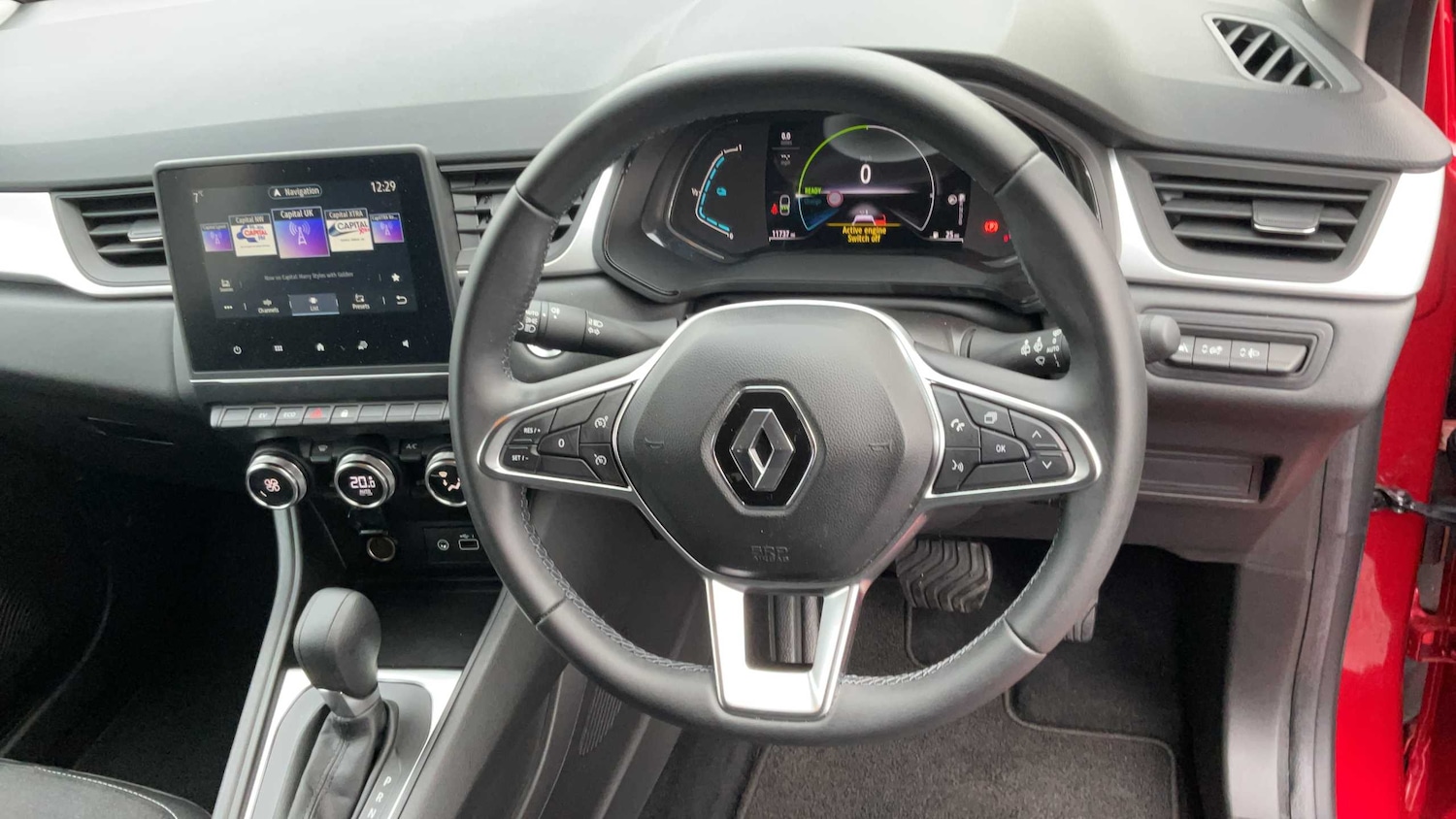 Used Renault Captur 2024 for sale - 78010463: Photo 9