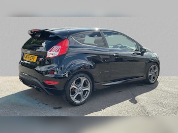 Used Ford Fiesta 2016 for sale - 76034809: Photo 4
