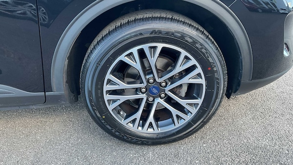 Used Ford Kuga 2023 for sale - 75944399: Photo 11