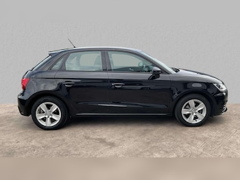 Used Audi A1 2017 for sale - 76442399: Photo