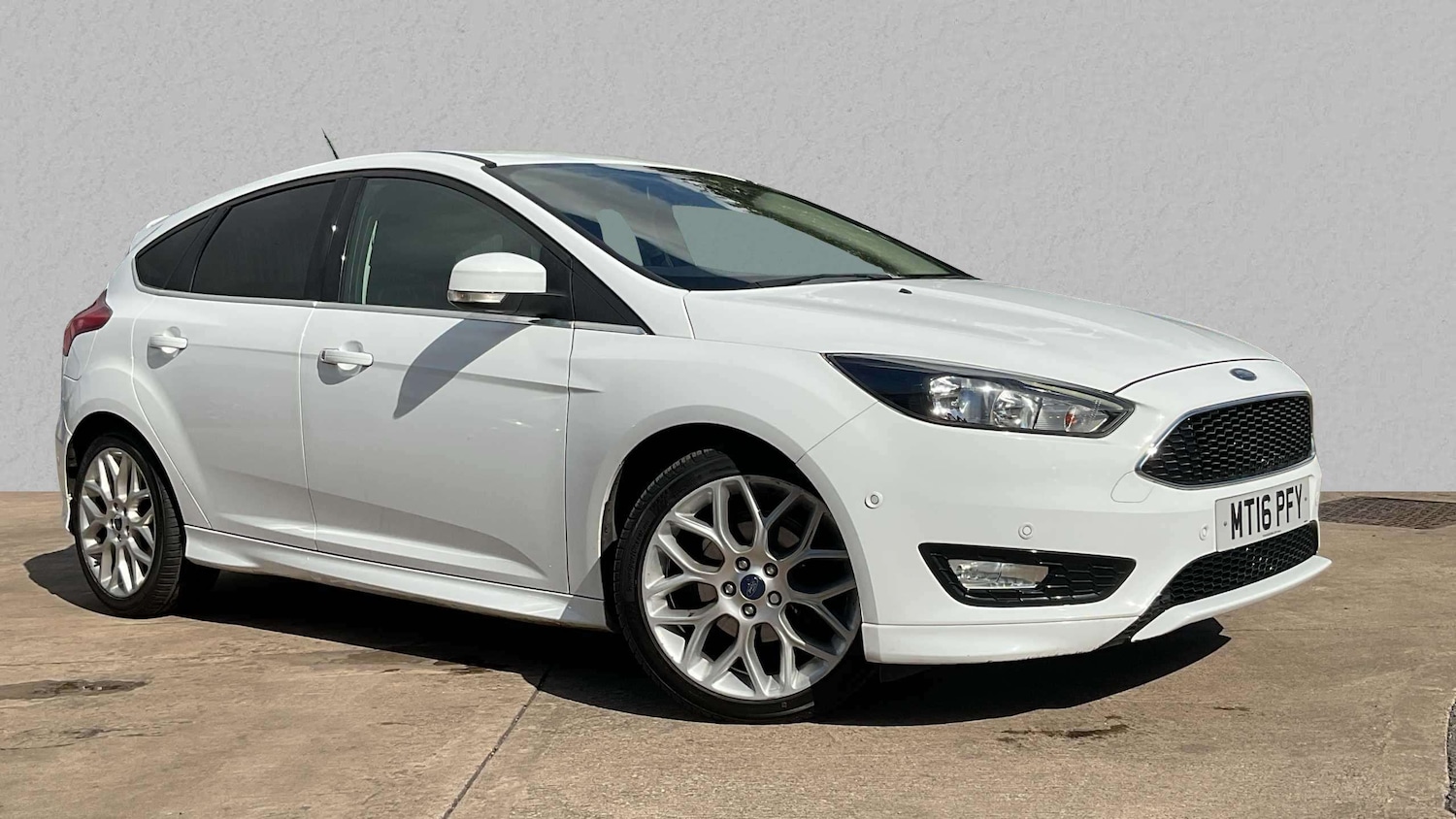 Used Ford Focus 2016 for sale - 76125872: Photo 1