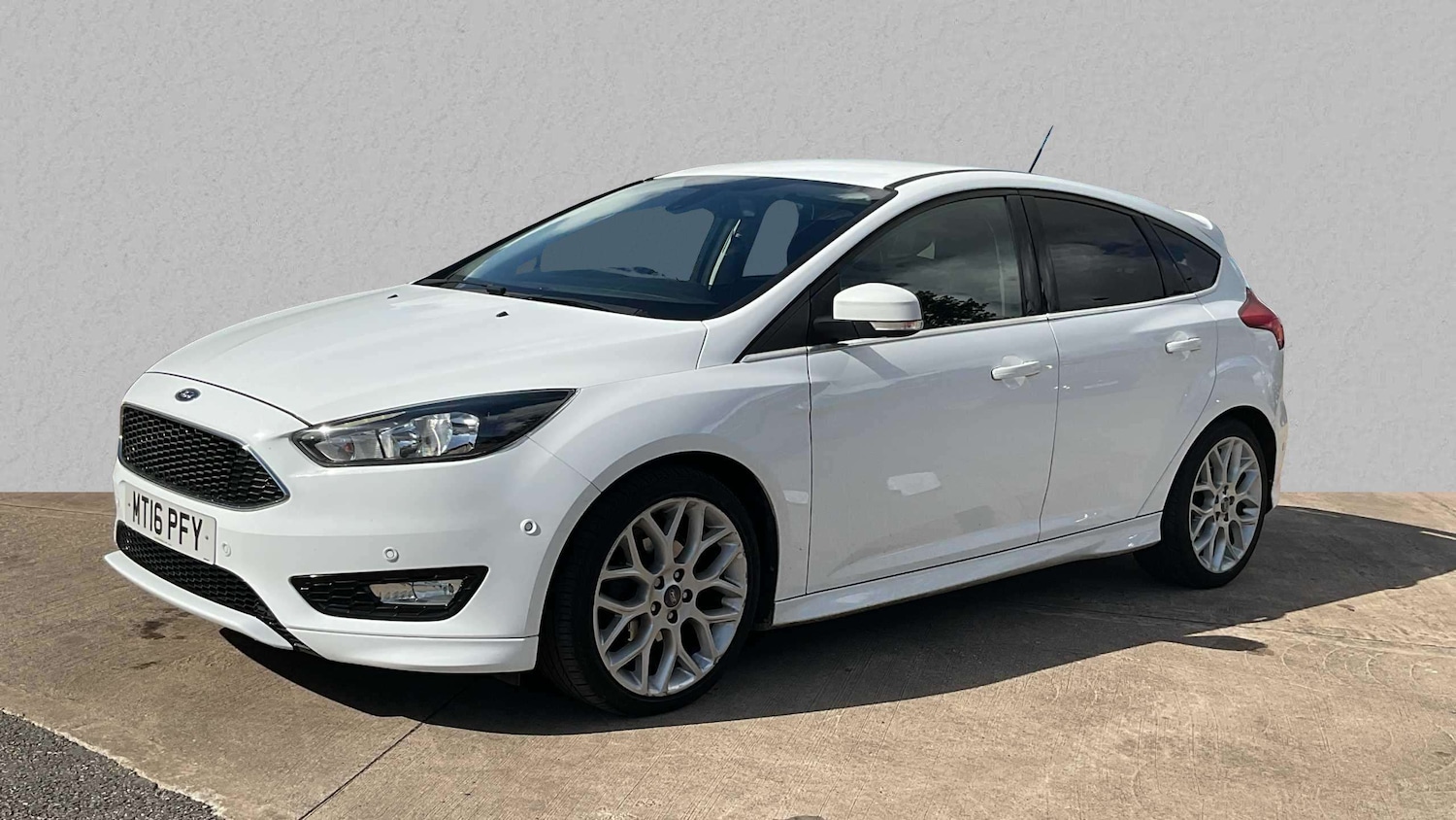 Used Ford Focus 2016 for sale - 76125872: Photo 3