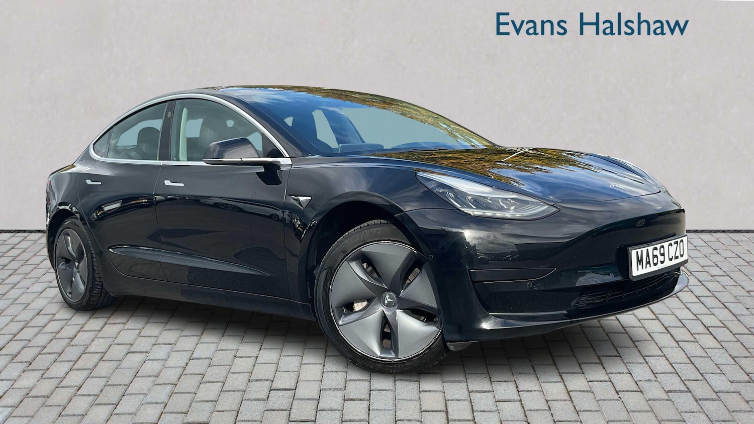 Used Tesla Model 3 2019 for sale - 76362632: Photo 1
