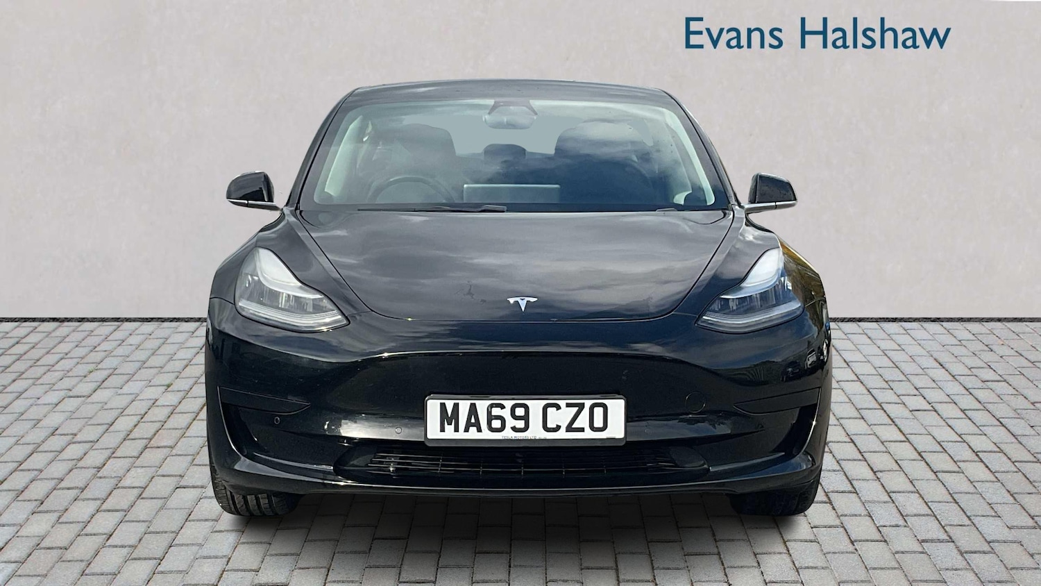 Used Tesla Model 3 2019 for sale - 76362632: Photo 2