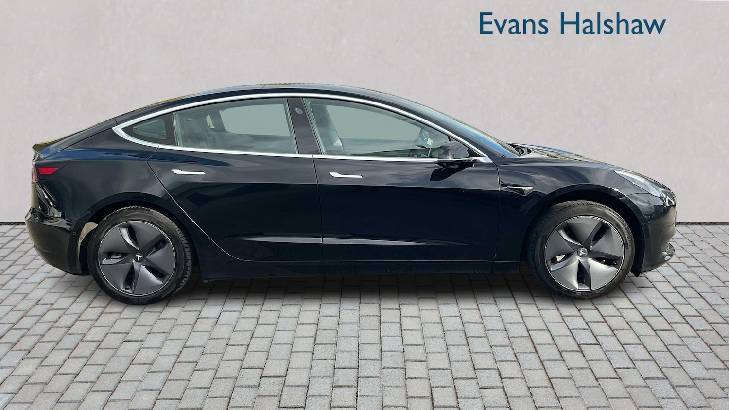 Used Tesla Model 3 2019 for sale - 76362632: Photo 3