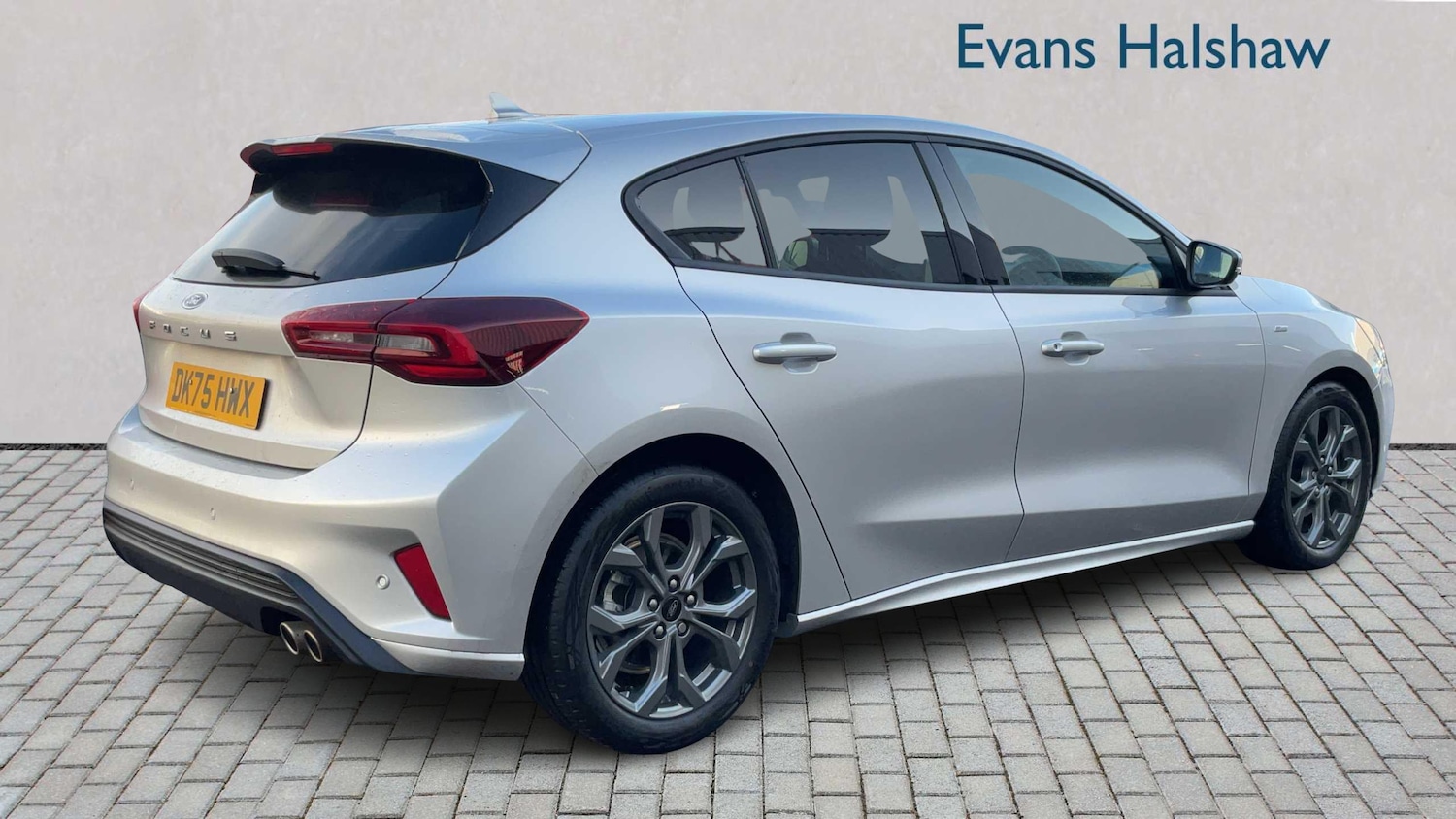 Used Ford Focus 2025 for sale - 77232935: Photo 2