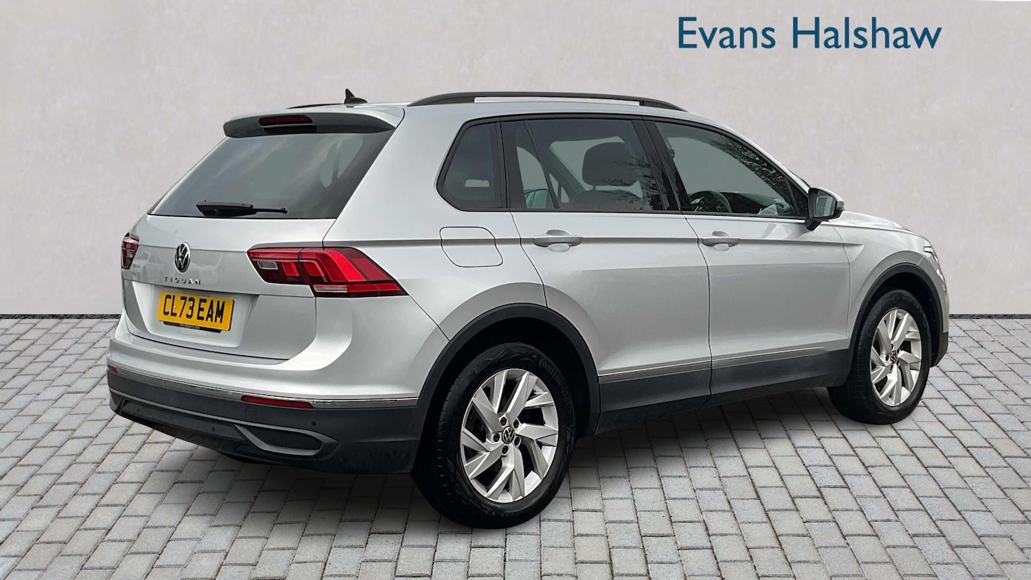 Used Volkswagen Tiguan 2024 for sale - 76692090: Photo 4