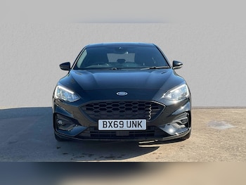 Used Ford Focus 2019 for sale - 76125891: Photo 2