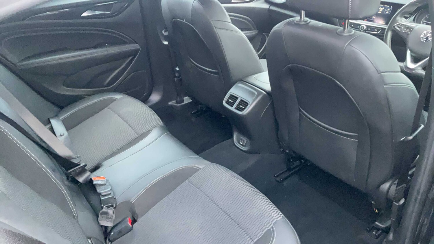 Used Vauxhall Insignia 2019 for sale - 77674619: Photo 12