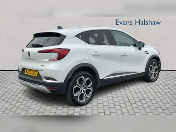 Used Renault Captur 2023 for sale - 78678523: Photo